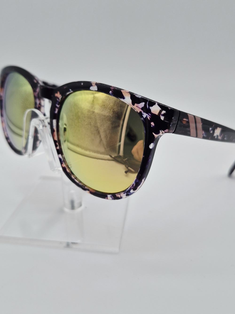 Blender Mamba Queen Sunglasses Womens
